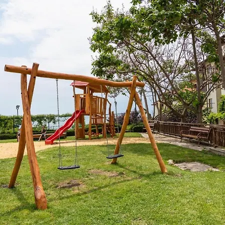 Garden Of Eden Sea And Pool View