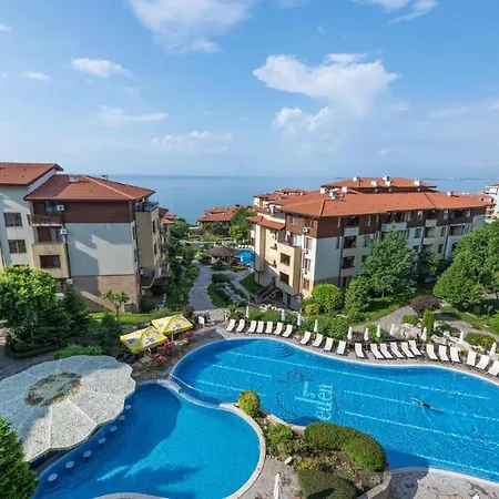Apartment Garden Of Eden Sea And Pool View