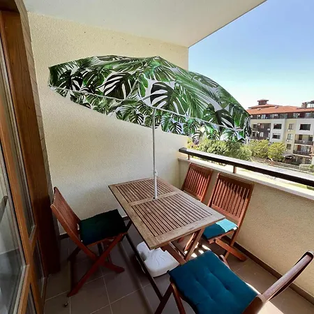 Garden Of Eden Sea And Pool View Apartment