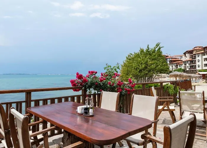 Garden Of Eden Sea And Pool View Appartamento *